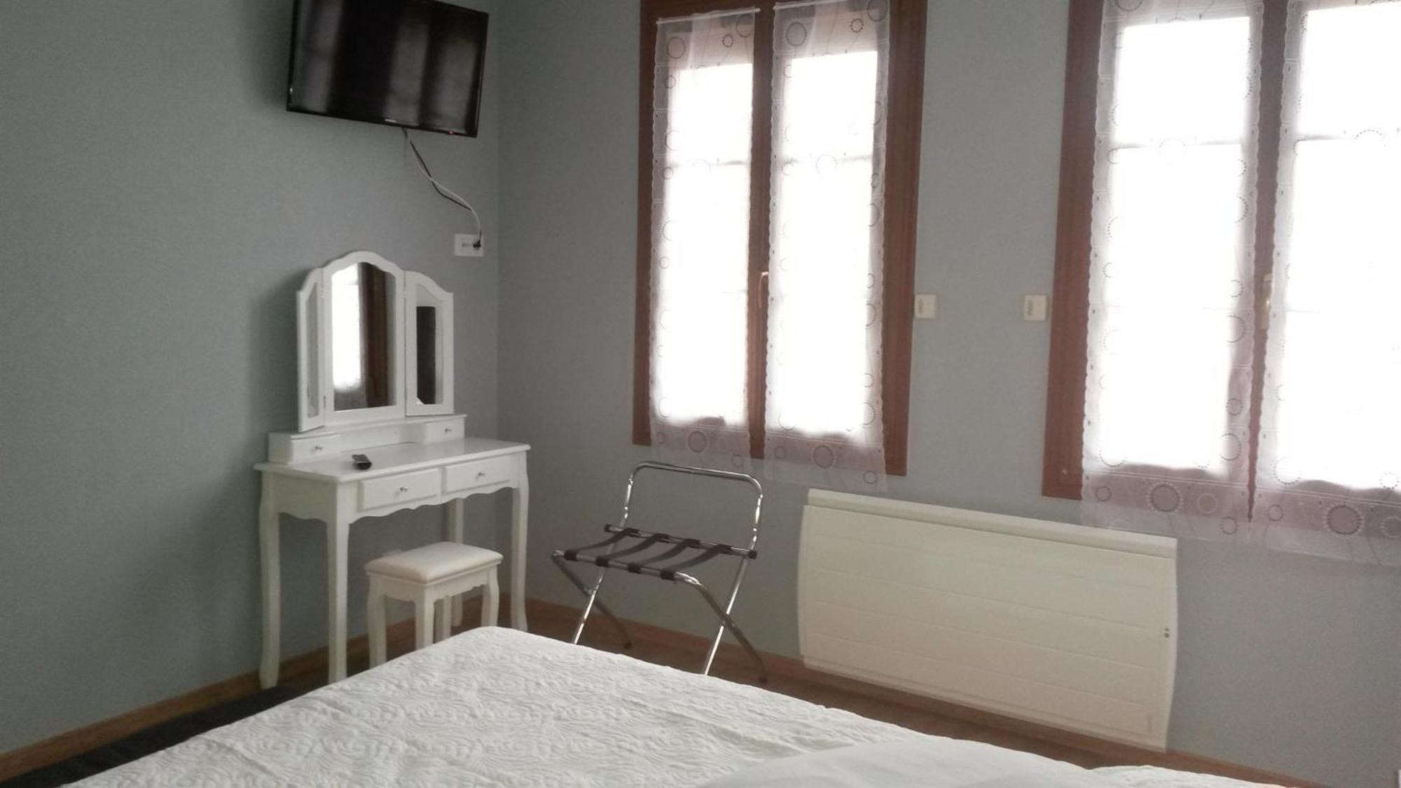 Le Domaine Des Gemmes Bed and Breakfast Tissey Rum bild
