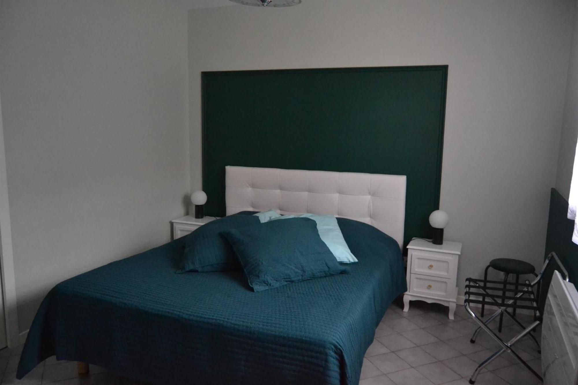Le Domaine Des Gemmes Bed and Breakfast Tissey Rum bild